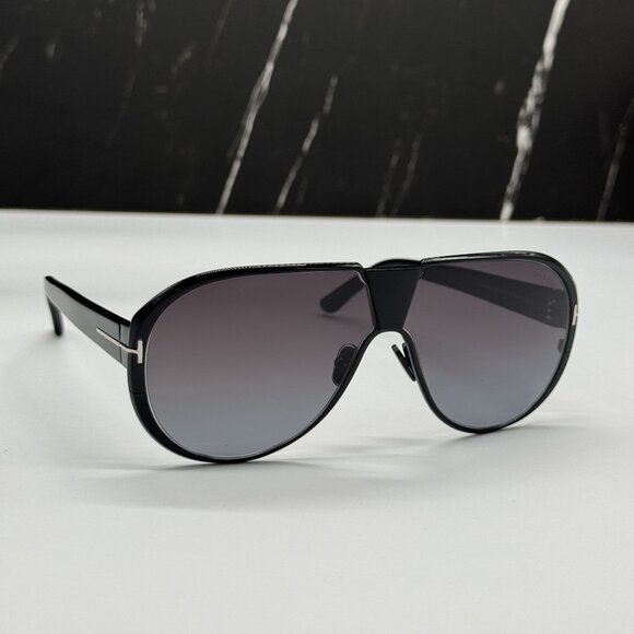NEW TOM FORD VINCENZO TF1072 01B BLACK UNISEX SUNGLASSES TOM FORD FT1072 01B main image 5